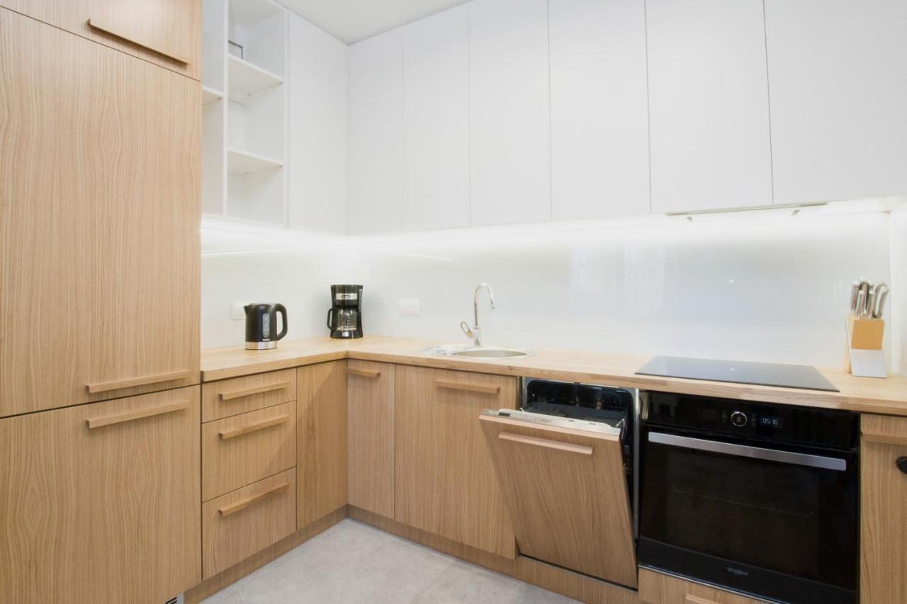 Apartment Front Park Sadowa With Parking By Noclegi Renters Gdansk Bagian luar foto